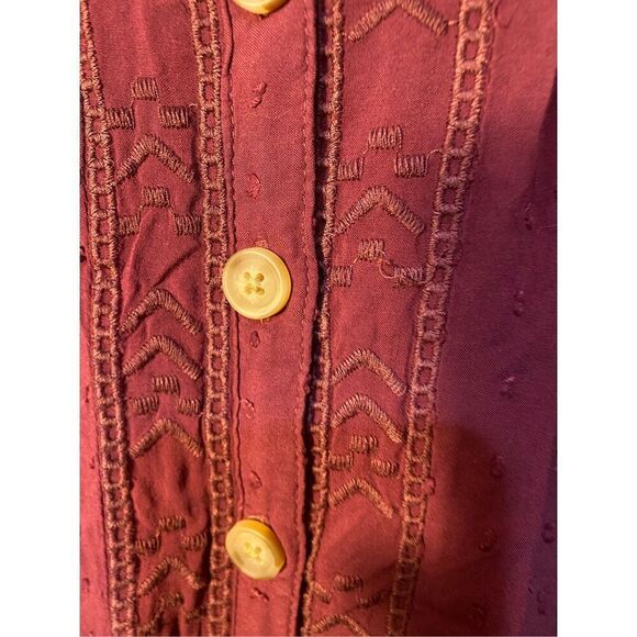 NWT Torrid Plus Size Burgundy Button Down Long Sleeve Blouse Size 2x - Picture 3 of 5
